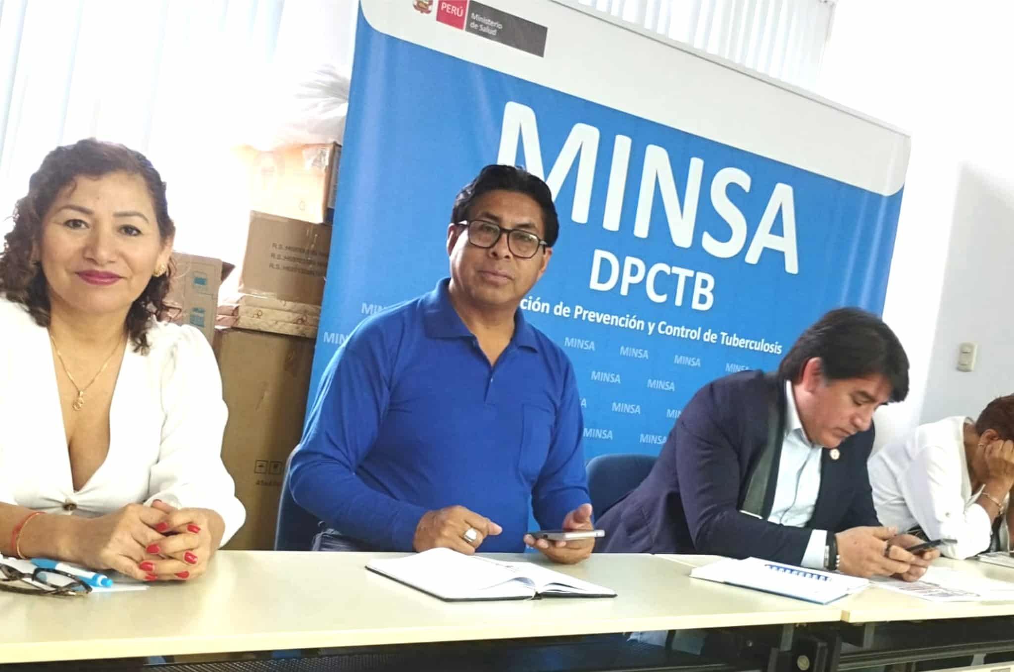 DIRIGENTES DE TODO EL PAÍS SE SUMAN AL RECHAZO A CANDIDATA PRESIDENCIAL QUE PROPONE PRIVATIZAR EL MINSA